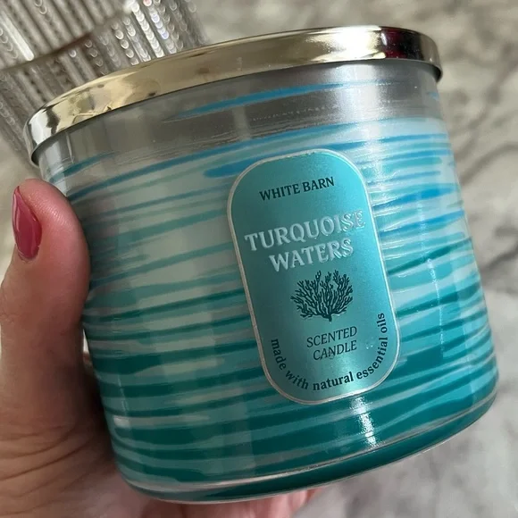 New Bath & Body Works Soy Candle and Silver Holder - Turquoise Waters Scent - Picture 2 of 11